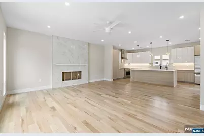 264 Beverly Hills Road, Fort Lee, NJ 07024 - Photo 5