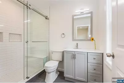 26 N Willow Street 2 #2, Montclair, NJ 07042 - Photo 13