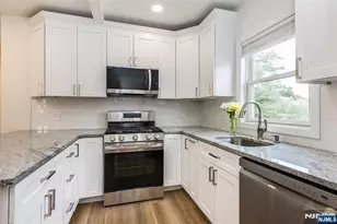 26 N Willow Street 2, Montclair, NJ 07042 - Photo 7