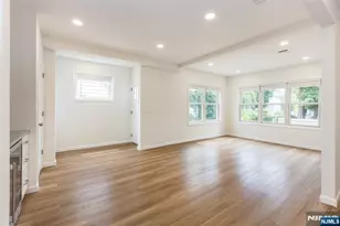 26 N Willow Street 2, Montclair, NJ 07042 - Photo 5
