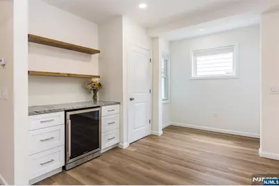 26 N Willow Street 2 #2, Montclair, NJ 07042 - Photo 9