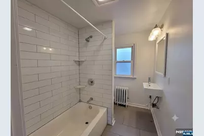 18 Olive Street, Bloomfield, NJ 07003 - Photo 15