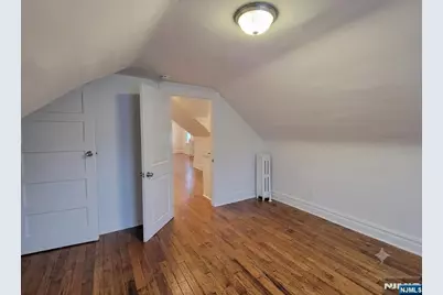 18 Olive Street, Bloomfield, NJ 07003 - Photo 9