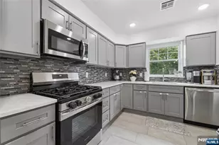 518 8th St, Lyndhurst Township, NJ 07071 - Photo 11