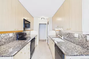 300 Winston 2215, Cliffside Park, NJ 07010 - Photo 13