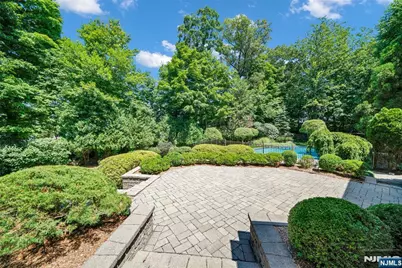 837 Apple Ridge Road, Franklin Lakes, NJ 07417 - Photo 3