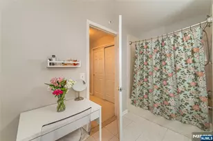 454 Cambridge Dr, Butler, NJ 07405 - Photo 11