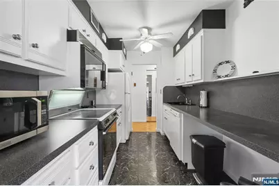 140 Euclid Avenue 5G #5G, Hackensack, NJ 07601 - Photo 11