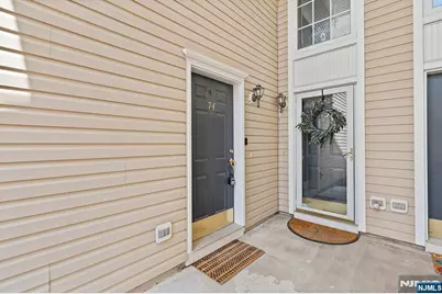 74 Mountainside Drive, Pompton Lakes, NJ 07442 - Photo 3