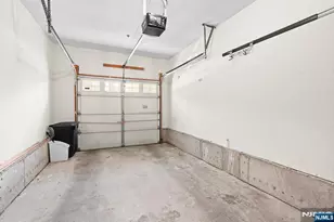 74 Mountainside Dr, Pompton Lakes, NJ 07442 - Photo 25