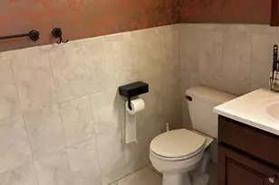 107-119 Harrison Ave 402, Harrison, NJ 07029 - Photo 7