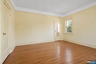 540 Highridge Ave, Cliffside Park, NJ 07010 - Photo 11