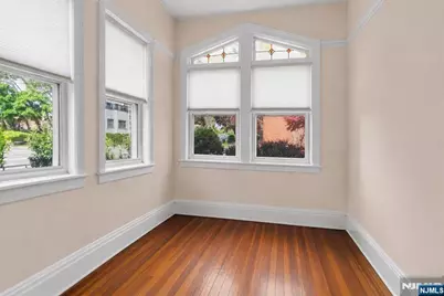 540 Highridge Avenue, Cliffside Park, NJ 07010 - Photo 17