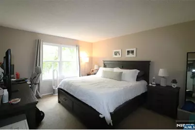 335 Linden Street, Mahwah, NJ 07430 - Photo 7