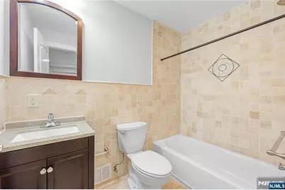 258 4th Street A #A, Palisades Park, NJ 07650 - Photo 33