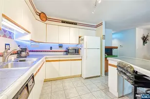 38 Triumph Ct A, East Rutherford, NJ 07073 - Photo 13