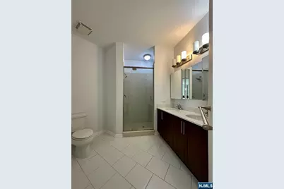 4425 Riverview Avenue 425 #425, Englewood, NJ 07631 - Photo 5