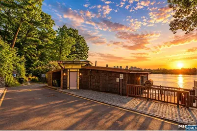 35 Shore Road, Edgewater, NJ 07020 - Photo 39