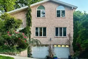 656 Day Ave 2, Ridgefield, NJ 07657 - Photo 1