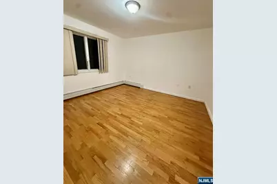 656 Day Avenue 2 #2, Ridgefield, NJ 07657 - Photo 11