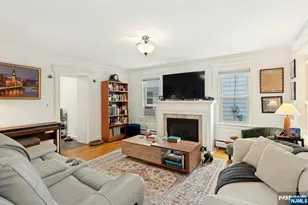 76 Prospect St, Midland Park, NJ 07432 - Photo 7