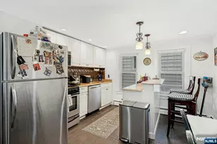 76 Prospect St, Midland Park, NJ 07432 - Photo 9