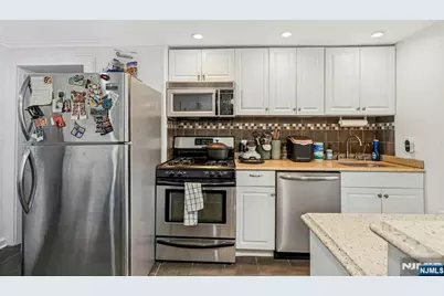 76 Prospect Street, Midland Park, NJ 07432 - Photo 11