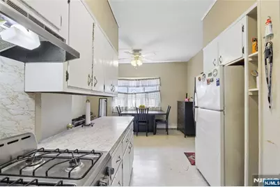 360 Rutherford Boulevard, Clifton, NJ 07014 - Photo 5