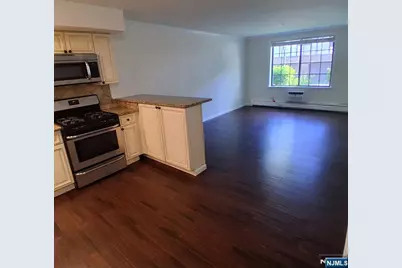 2014 Hawthorne Lane, Mahwah, NJ 07430 - Photo 5