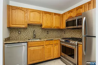 200 Cambridge Court G100 #G100, Clifton, NJ 07014 - Photo 11