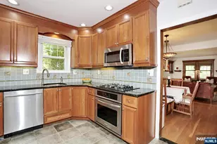 14 Sterling Pl, Glen Rock, NJ 07452 - Photo 11