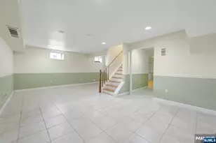 831 Pascack Rd, Paramus, NJ 07652 - Photo 25