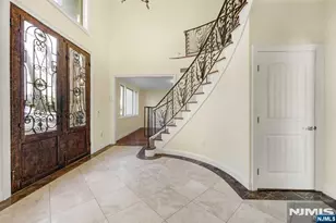 831 Pascack Rd, Paramus, NJ 07652 - Photo 3