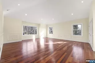 831 Pascack Rd, Paramus, NJ 07652 - Photo 15
