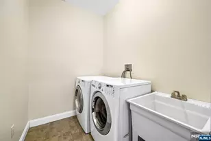 831 Pascack Rd, Paramus, NJ 07652 - Photo 23