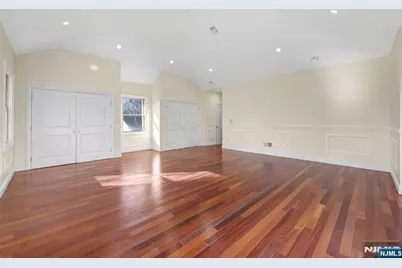 831 Pascack Road, Paramus, NJ 07652 - Photo 15