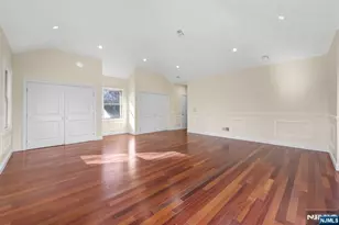 831 Pascack Rd, Paramus, NJ 07652 - Photo 15