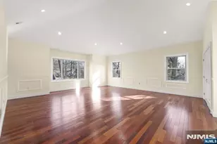 831 Pascack Rd, Paramus, NJ 07652 - Photo 15