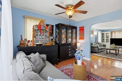 27 Beveridge Street, Teaneck Township, NJ 07666 - Photo 9