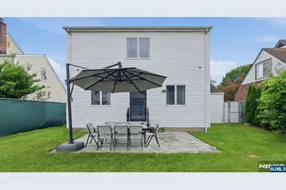27 Beveridge Street, Teaneck Township, NJ 07666 - Photo 37