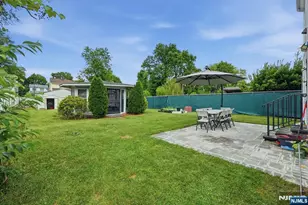 27 Beveridge St, Teaneck Township, NJ 07666 - Photo 41