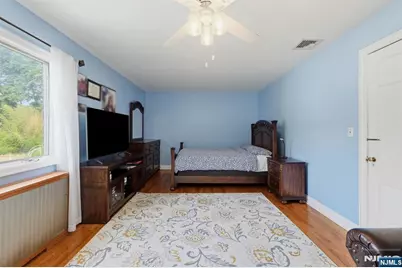 27 Beveridge Street, Teaneck Township, NJ 07666 - Photo 27