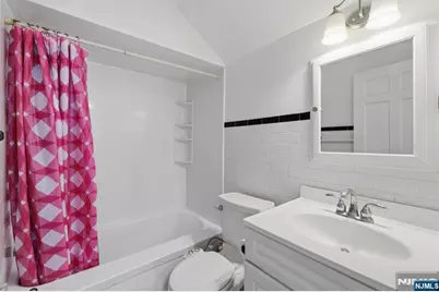 27 Beveridge Street, Teaneck Township, NJ 07666 - Photo 31