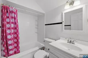 27 Beveridge St, Teaneck Township, NJ 07666 - Photo 31