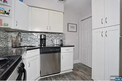 290 Malcolm Avenue, Garfield, NJ 07026 - Photo 11