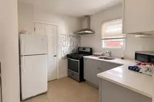 63 Huntington Terrace, Newark, NJ 07112 - Photo 5