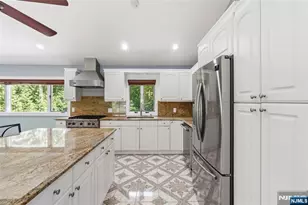 651 Floyd St, Englewood Cliffs, NJ 07632 - Photo 13