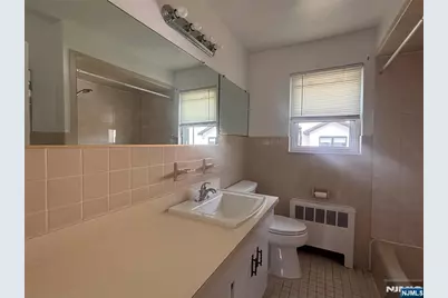 2004 Hoefleys Lane, Fort Lee, NJ 07024 - Photo 3