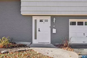 10 Julia St, Closter, NJ 07624 - Photo 3