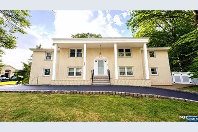682 Floyd Street, Englewood Cliffs, NJ 07632 - Photo 31